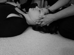 bw_facemassage_00